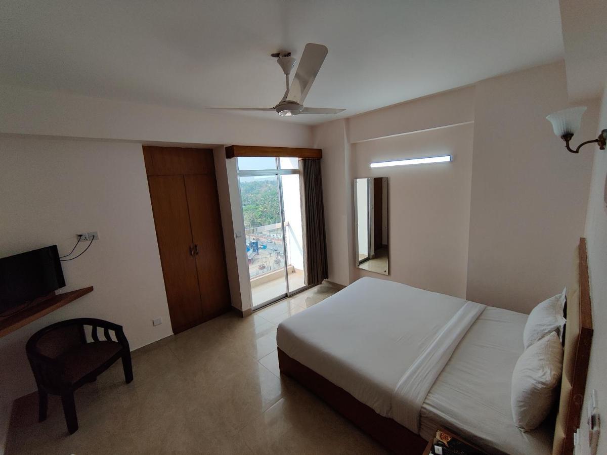 Hotel Sea Moon Cox's Bazar Ngoại thất bức ảnh