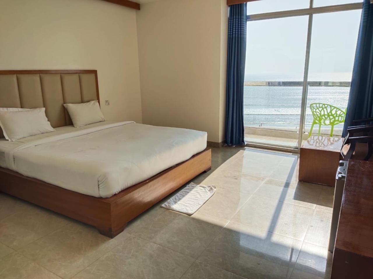 Hotel Sea Moon Cox's Bazar Ngoại thất bức ảnh